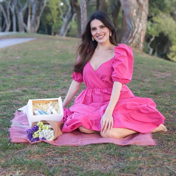 ZARA | NWT FUCHSIA PUFF SLEEVES MIDI DRESS BLOGGERS FAVORITE - Picture 5 of 10